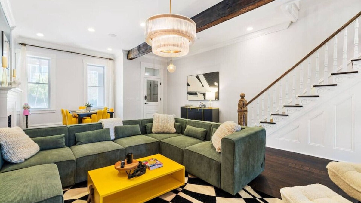 Lawrenceville House | 6min to Pittsburgh Zoo,Pet Friendly,Near Butler St