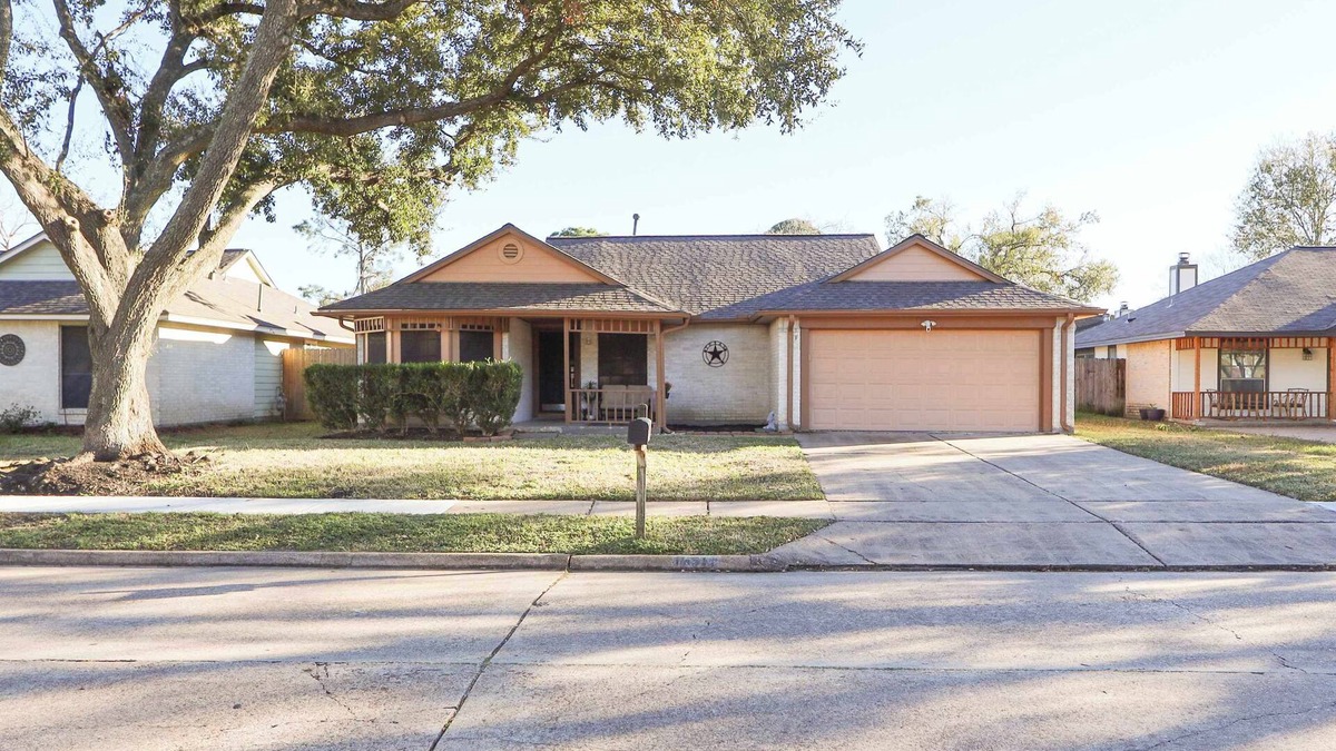 FM 1960 House | 6S Hideout Houston Su
