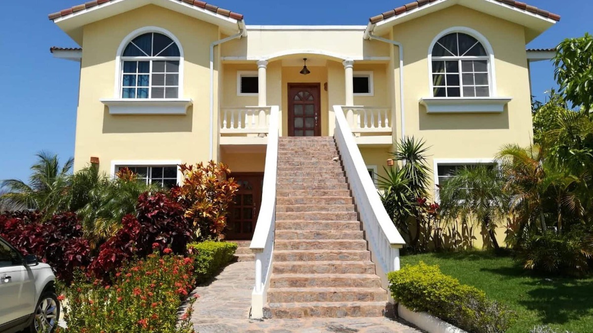 Urbanizacion Tavarez House | 7-BD guest-friendly villa in central Sosua with private pool, near beach/clubs