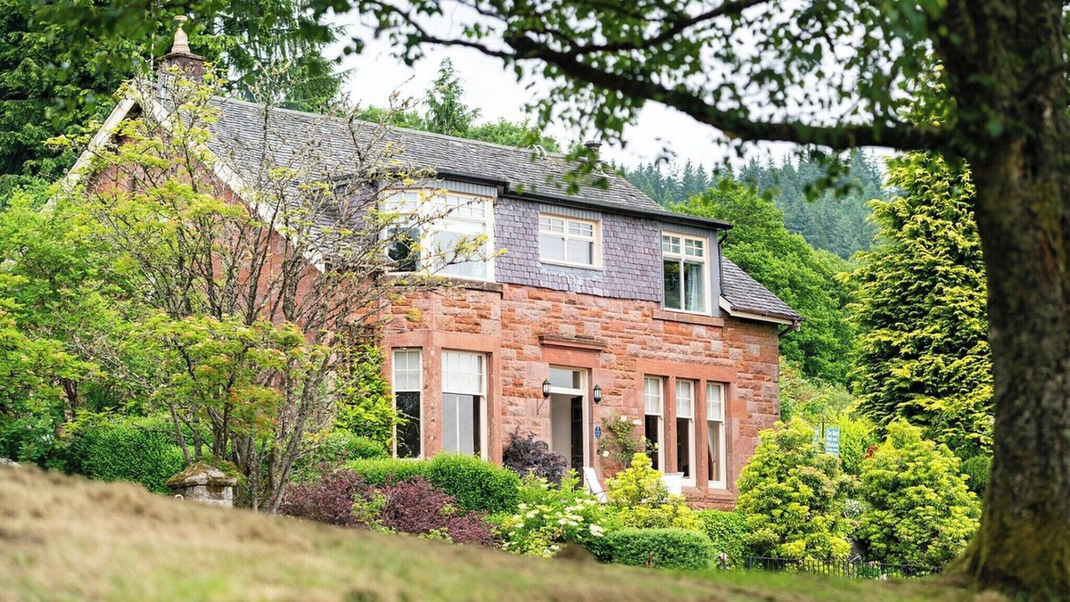 Aberfoyle Cottage | 7 bedroom accommodation in Aberfoyle