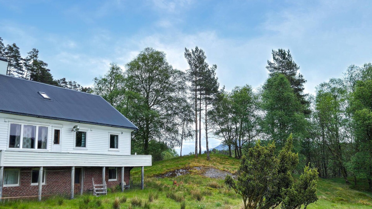 Vindafjord House | 7 bedroom amazing home in Nedre Vats