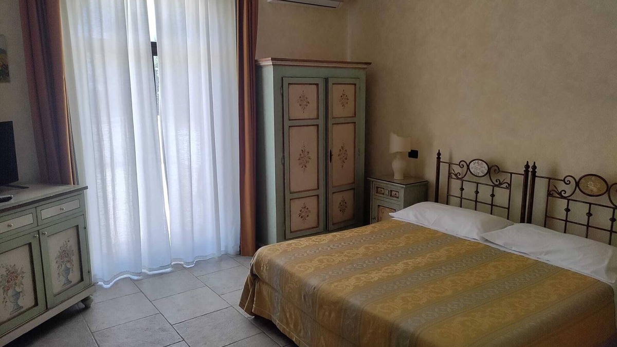 Sternatia Hotel | 7 Camera per 2 Persone con Ampio Terrazza Grikò Country Slow Hotel Salento