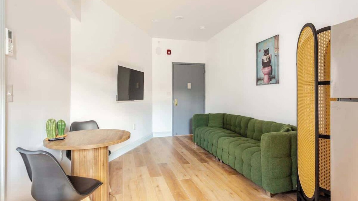 West Poplar Apartment | 7. Chic 1BR Nook in Trendy Fishtown & Center City!