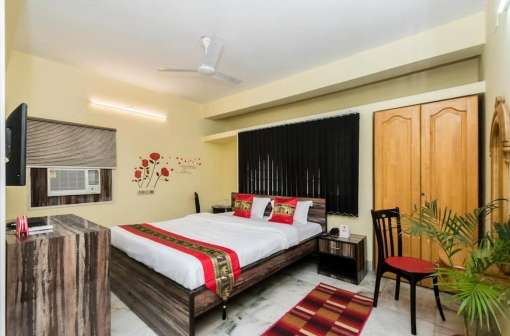 Sector II House | 7 DIV GUEST HOUSE