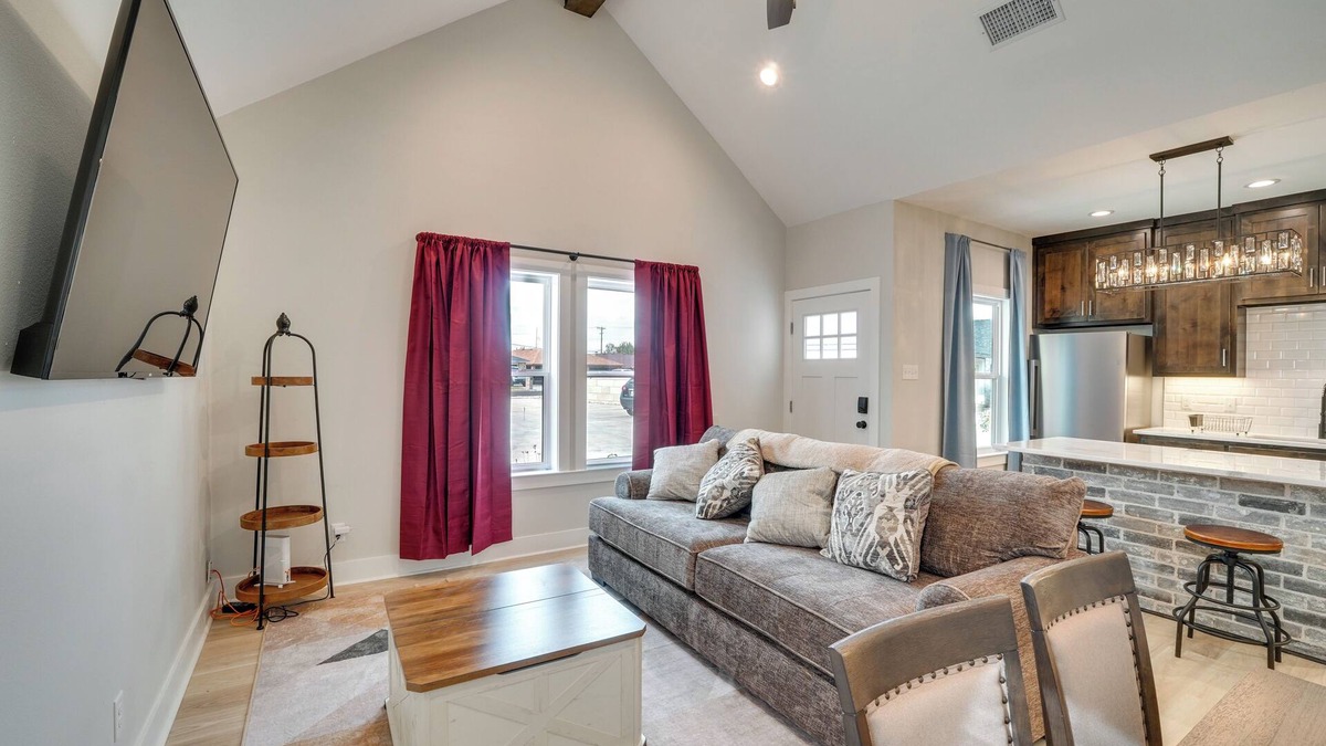 San Angelo House | 7 Mi to AFB: Central & Modern San Angelo Home