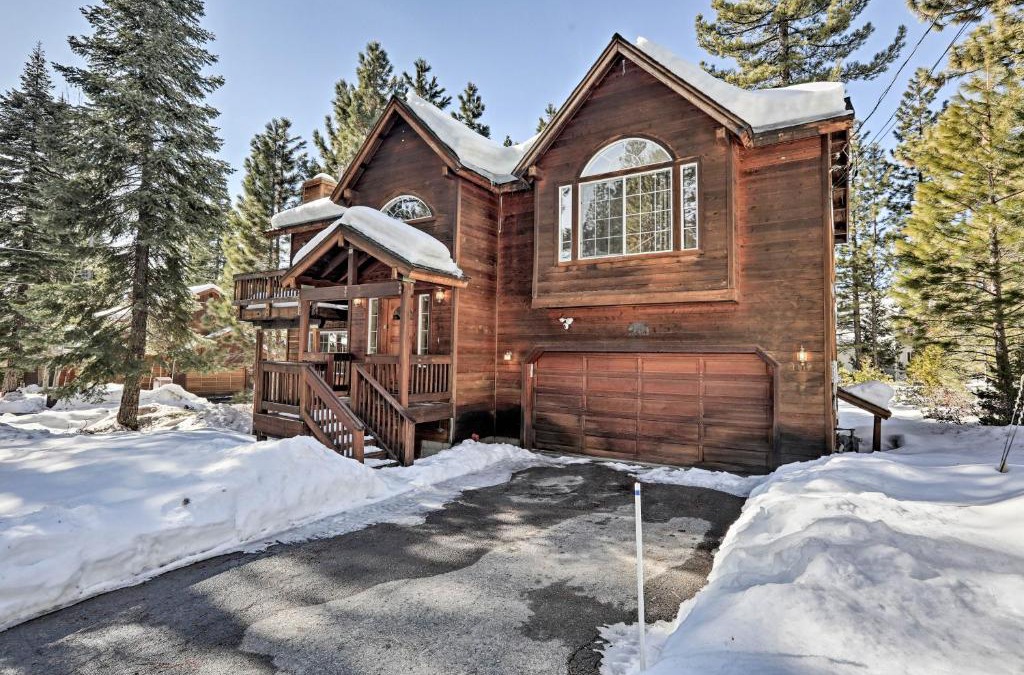 Kings Beach House | 7 Mi to Northstar Resort Tahoe Vista Family Cabin
