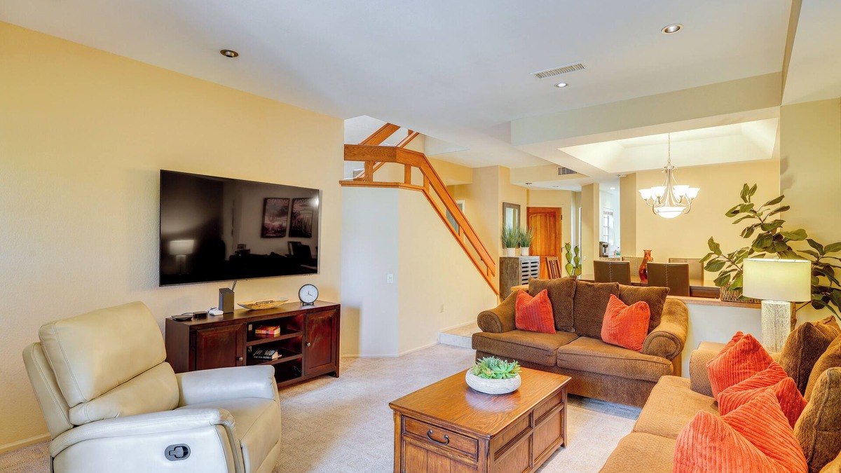 Scottsdale Ranch Condo | 7 Mi to TPC Scottsdale: Condo w/Water Views!