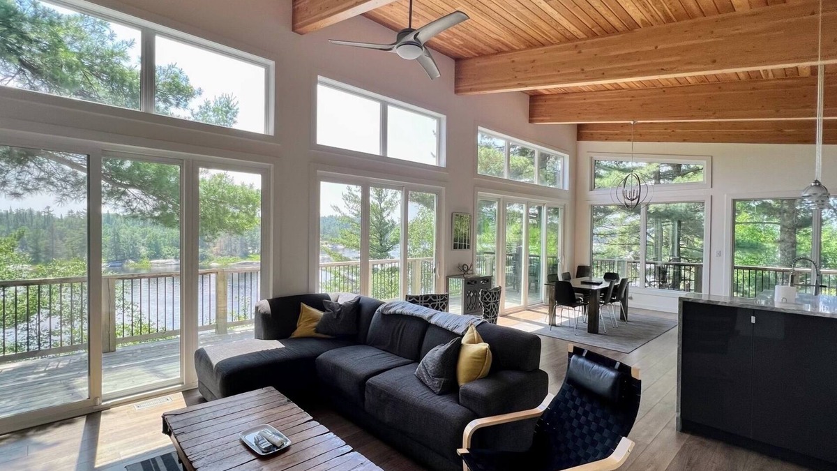 Kenora Cabin | 7 min to town! Book now!