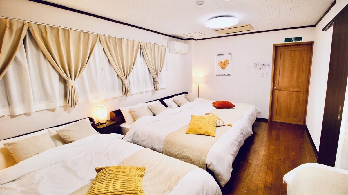 Fukushima House | 7 minutes to USJ Large groupVIP class 230m 3 bathrooms 5 bedrooms 12 beds 7 minutes to N - CRResidence Fukushima/Osaka Ōsaka