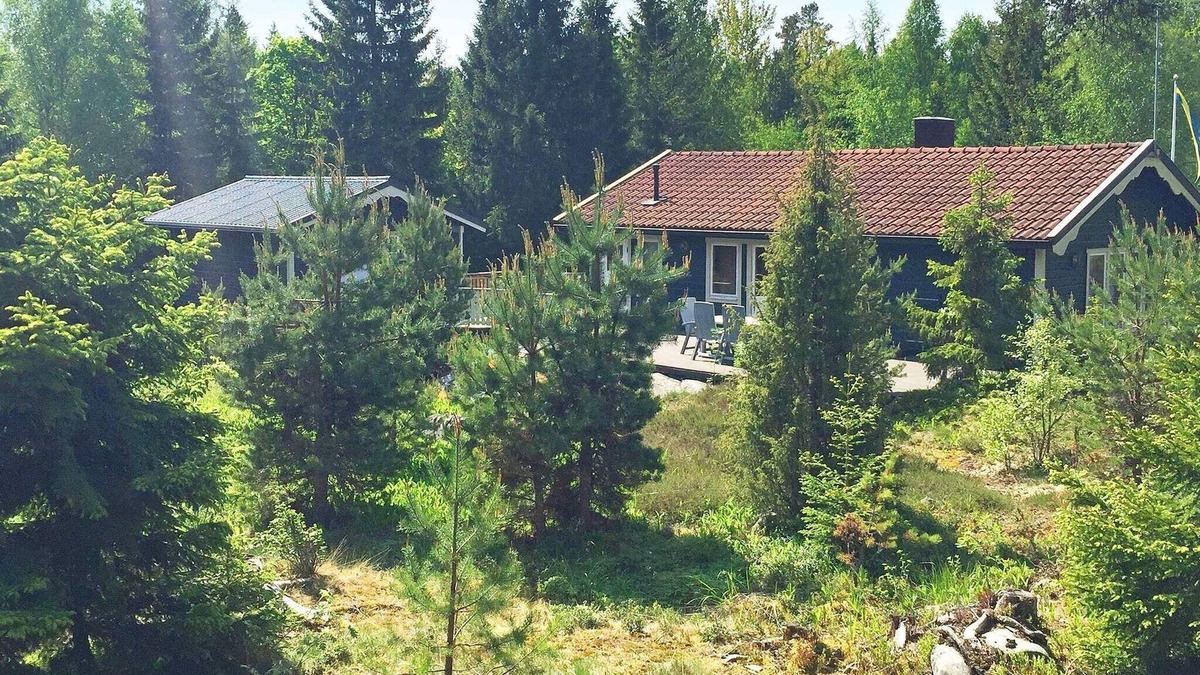 Grisslehamn House | 7 person holiday home in GRISSLEHAMN-By Traum