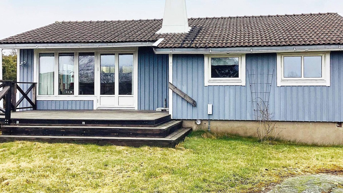 Ellos House | 7 person holiday home in ELLÖS