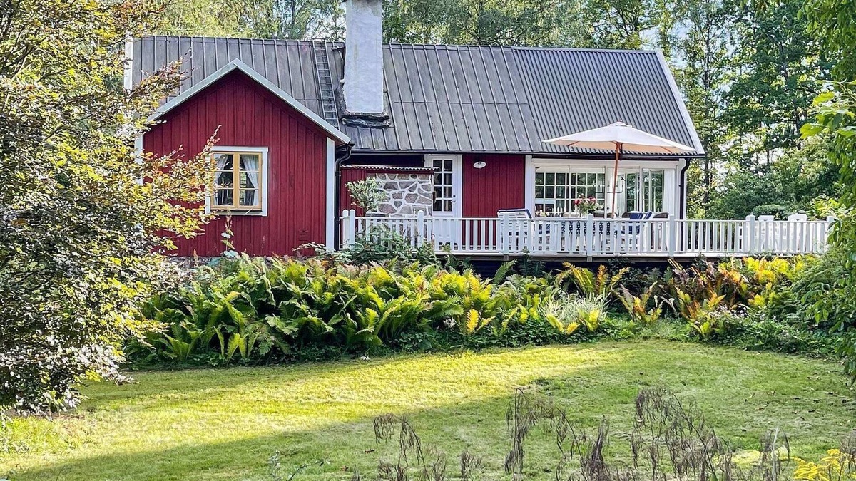 Hallabro House | 7 person holiday home in HALLABRO