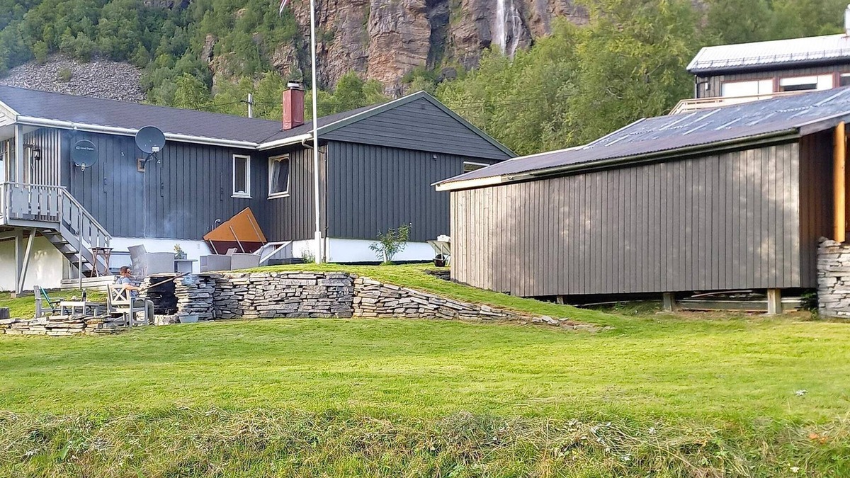 Utskarpen House | 7 person holiday home in Melfjordbotn