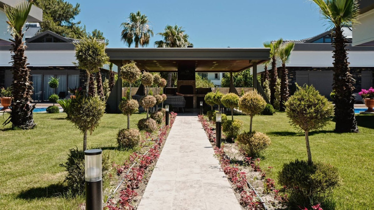 Aslanbucak Villa | 7 Person, Modern Architecture Villa - AWZ 260