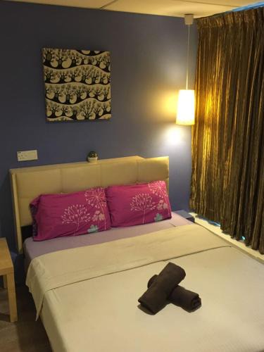 The Strand Hotel | 7 Star Hotel