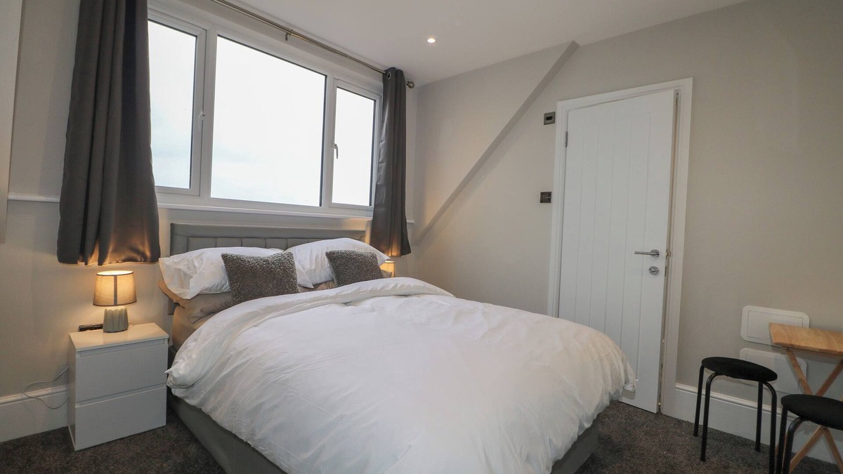 Seaford Cottage | 7 THE CUCKMERE, pet friendly, country holiday cottage in Seaford