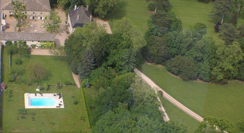 La Chapelle-de-Guinchay Bed & Breakfast | 70 m² Bed and breakfast ∙ 5 guests