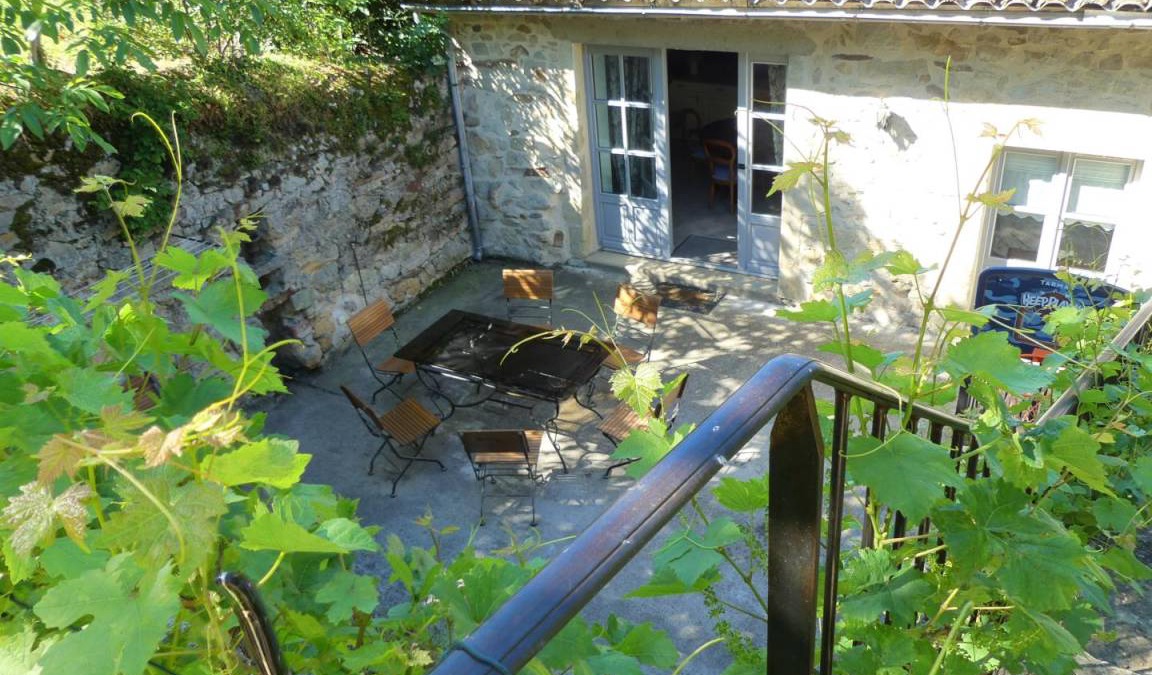 Montpeyroux House | 70 m² Gîte ∙ 2 bedrooms ∙ 4 guests