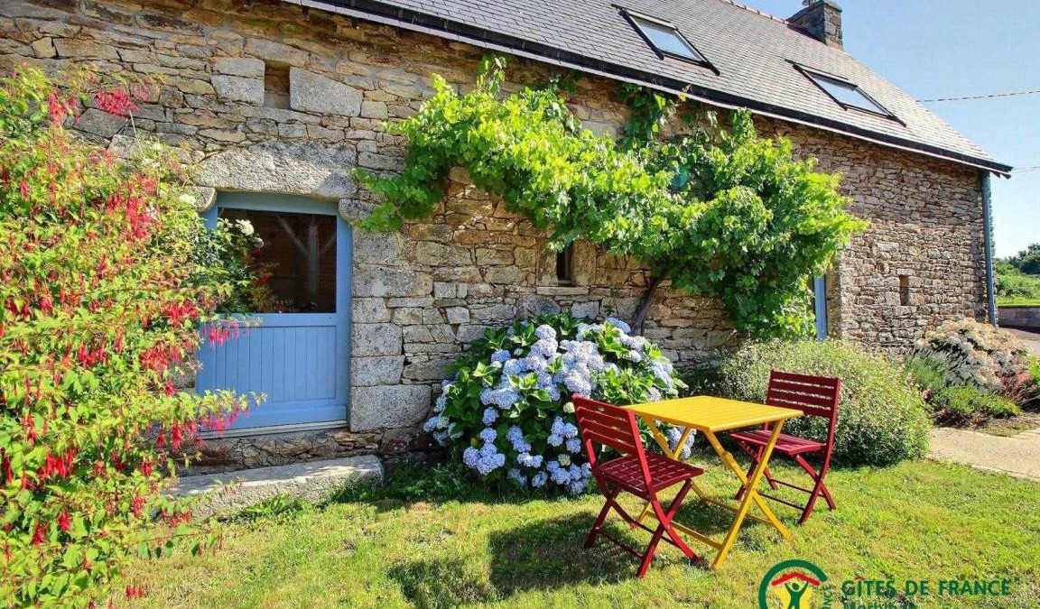 Plumergat House | 70 m² Gîte ∙ 2 bedrooms ∙ 4 guests