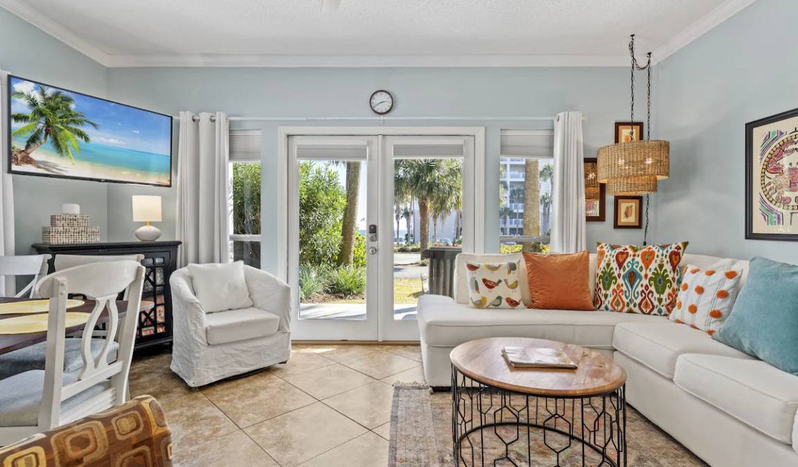 Crystal Beach House | 70 m² House ∙ 1 bedroom ∙ 6 guests