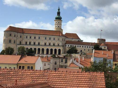 Mikulov Apartment | 70 m² Serviced apartment ∙ 2 bedrooms ∙ 4 guests