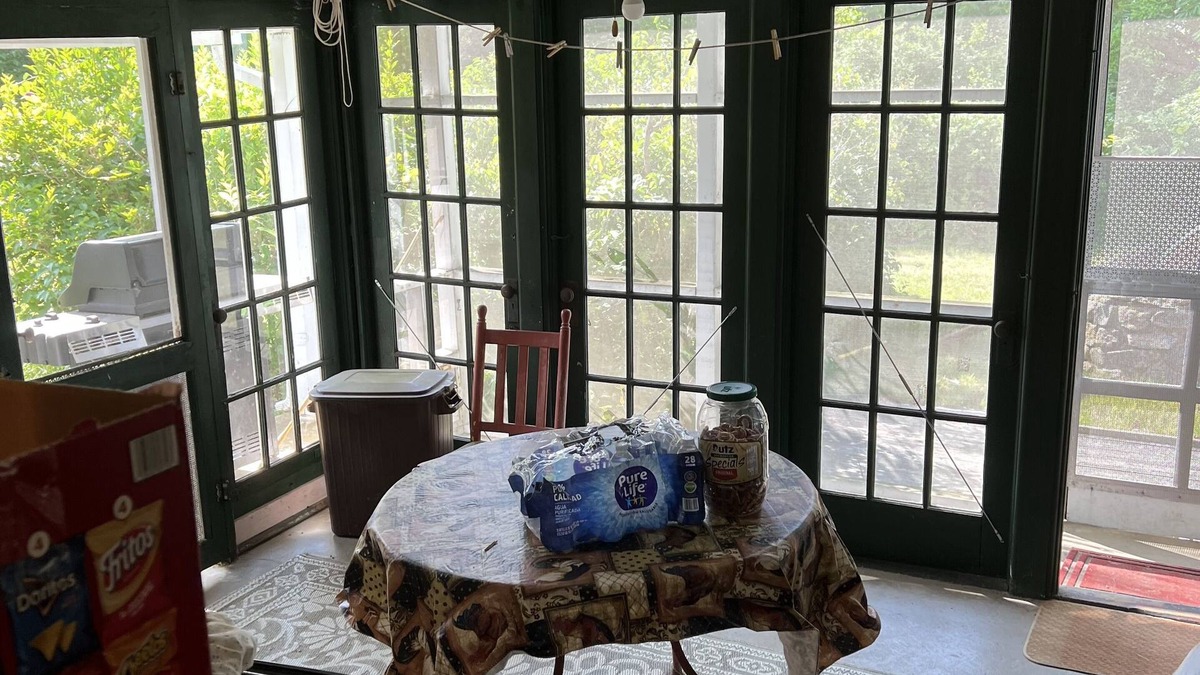 Old Lyme Cottage | 70 Year old cottage on 2.8 acres, stunning views and sunsets