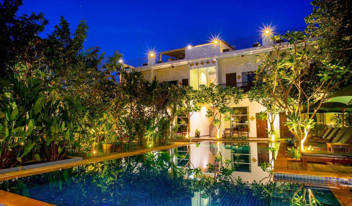 Wat Bo Area Hotel | 700 m² Hotel ∙ 17 guests