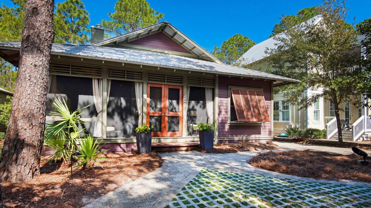 Hammocks of Seagrove House | 700yds 2 Beach~4 Bikes Included~Optl Golf Cart~Pool~Porch~Bramble Cottage