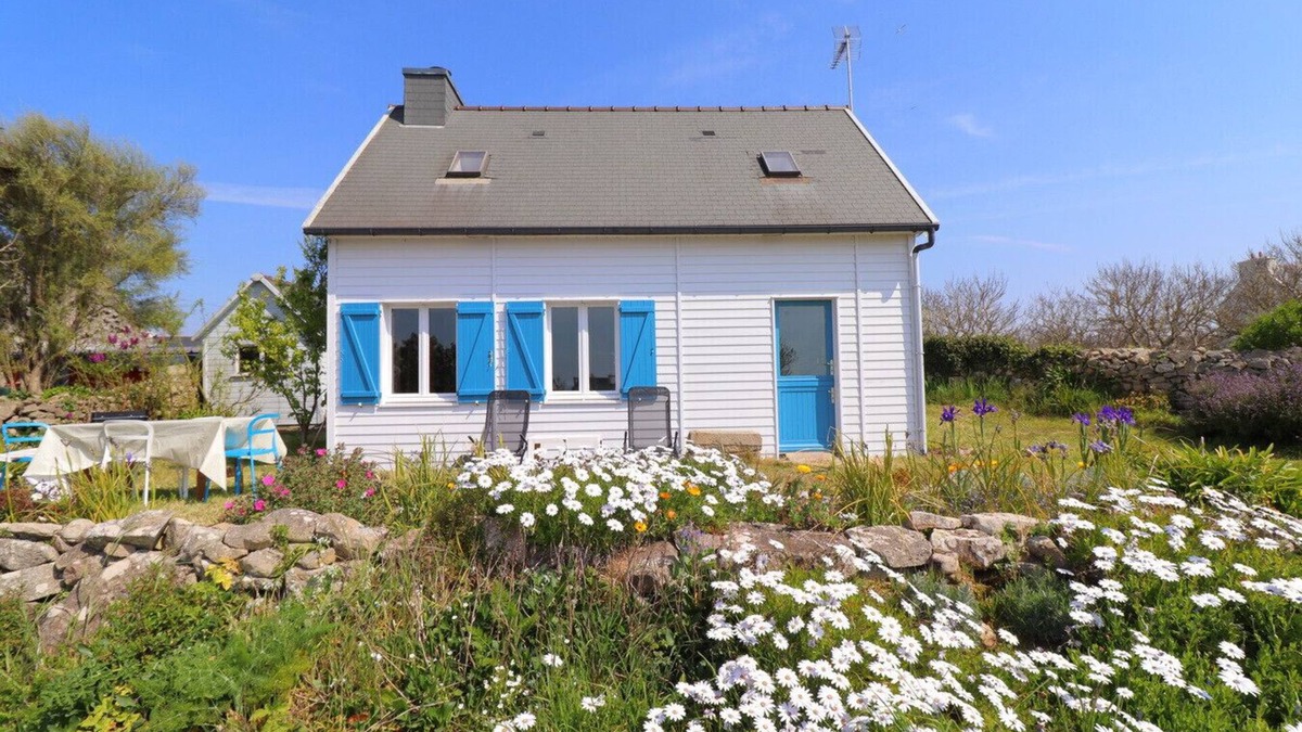 Poulgoazec House | 704-Sailor's villa Beach at 300m