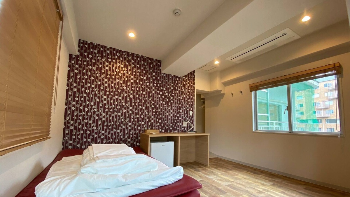 Minamiaoyama House | 705 HOTEL Omotesando Stories / Minato-ku Tokyo