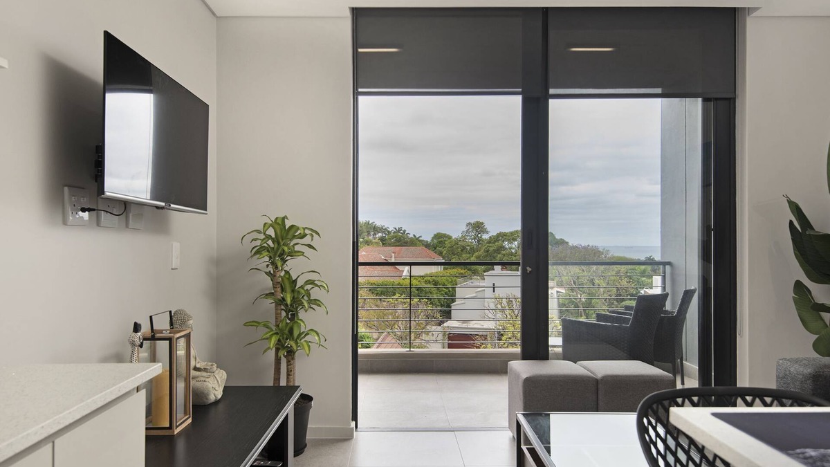 Windermere Apartment | 707@2SIX2 Florida Road