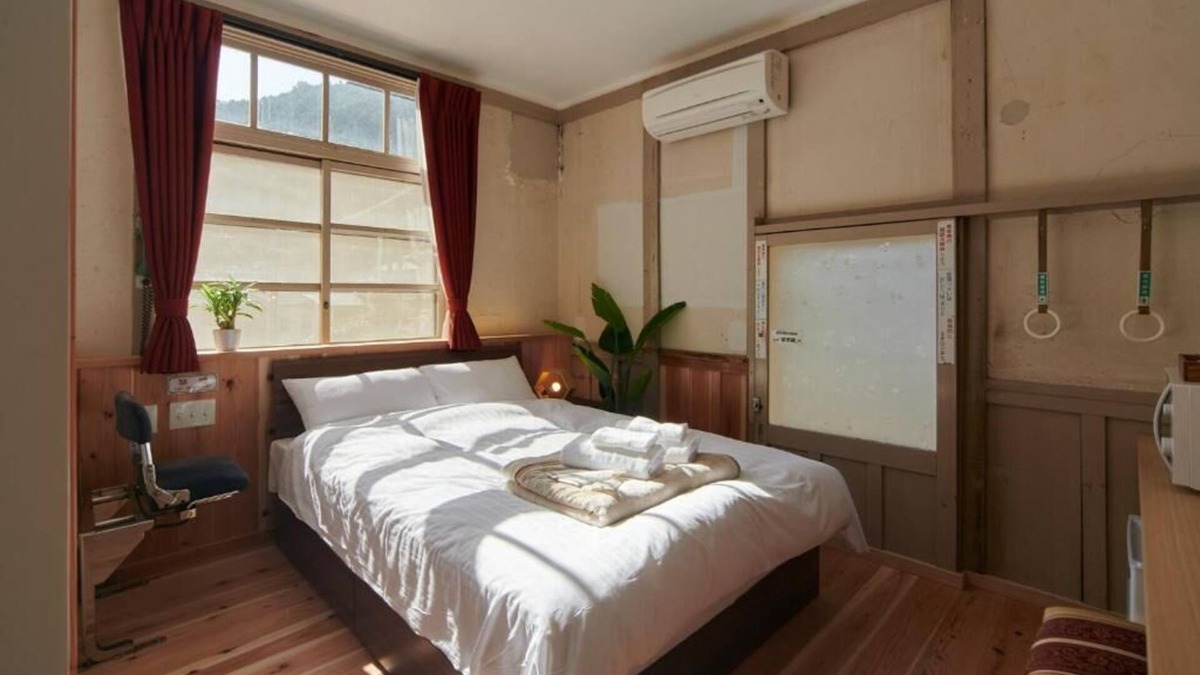 Kudoyama Apartment | 7100!