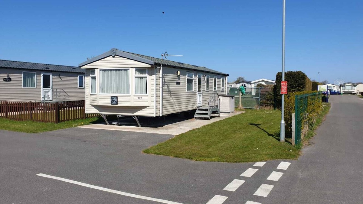 Brean House | 720 Unity Resort - Brean