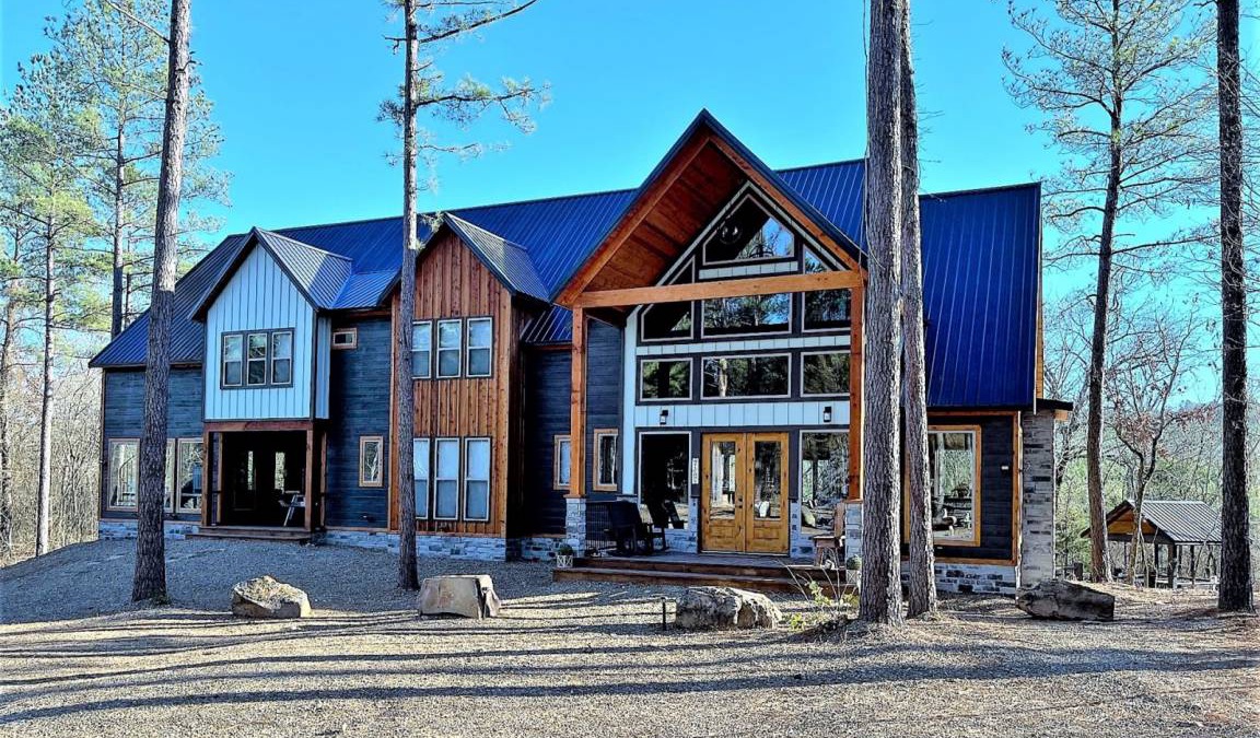 Pickens Cabin | 734 m² Cabin ∙ 8 bedrooms ∙ 34 guests