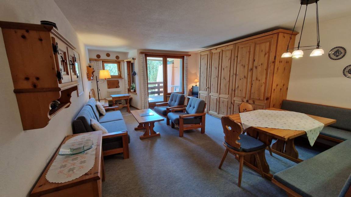 Silvaplana Apartment | 74 m² Apartment ∙ 1 bedroom ∙ 4 guests