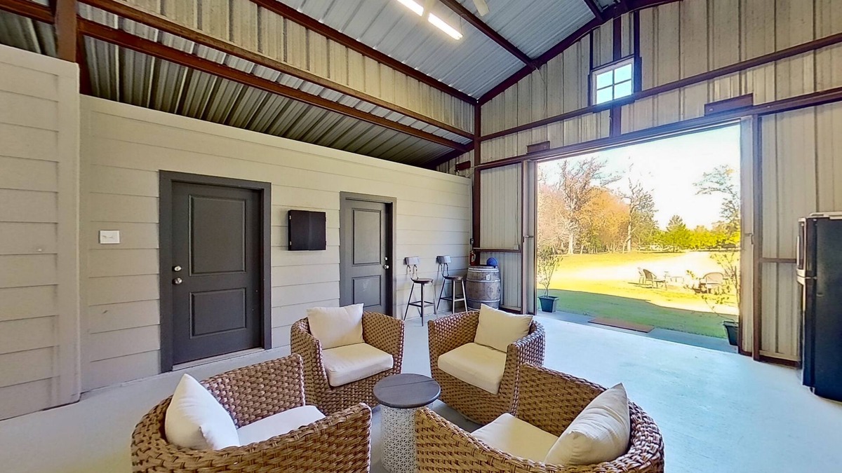 Arp House | 75-acre barn with Ping-Pong, firepit, screened porch, & optional golf cart