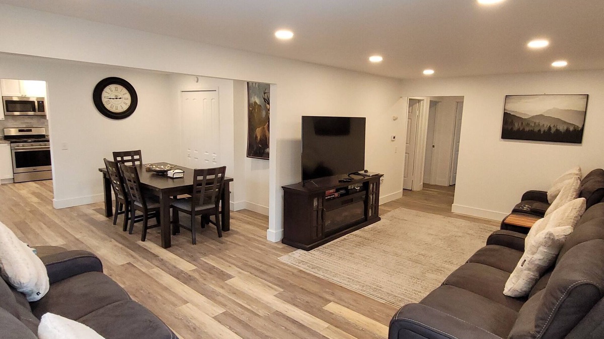Chesaning House | 75 Acre Nature Home 100yd Shooting Range, Axe Throwing, Trails, Fire Pit, & More