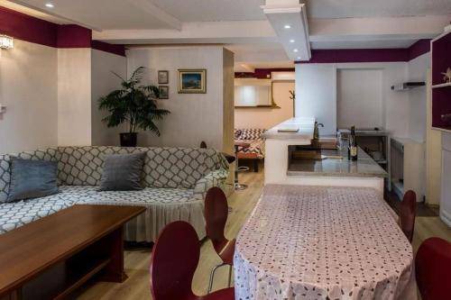 Trebinje Apartment | 75 m² Apartment ∙ 2 bedrooms ∙ 6 guests