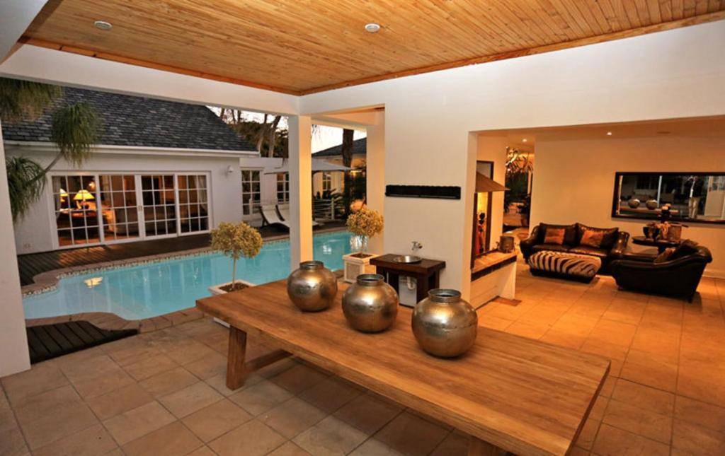 Windhoek Hotel | 75 m² Hotel ∙ 4 guests
