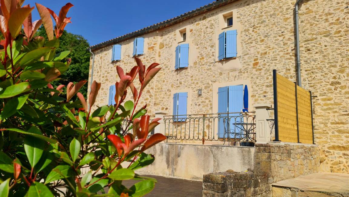 Saint-Benoit House | 75 m² House ∙ 2 bedrooms ∙ 4 guests