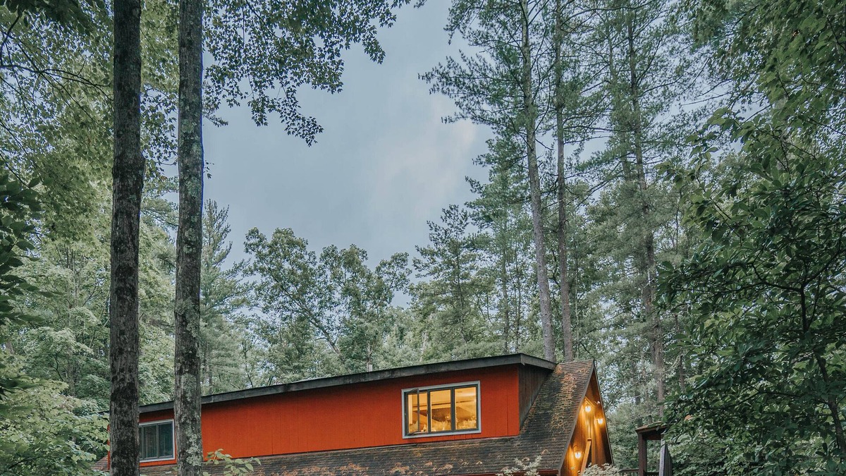 Kerhonkson Other | 75acre Nature Retreat + Farm: Sleeps 12-30; Pool+Hot Tub+Fireplace/Pits+Animals