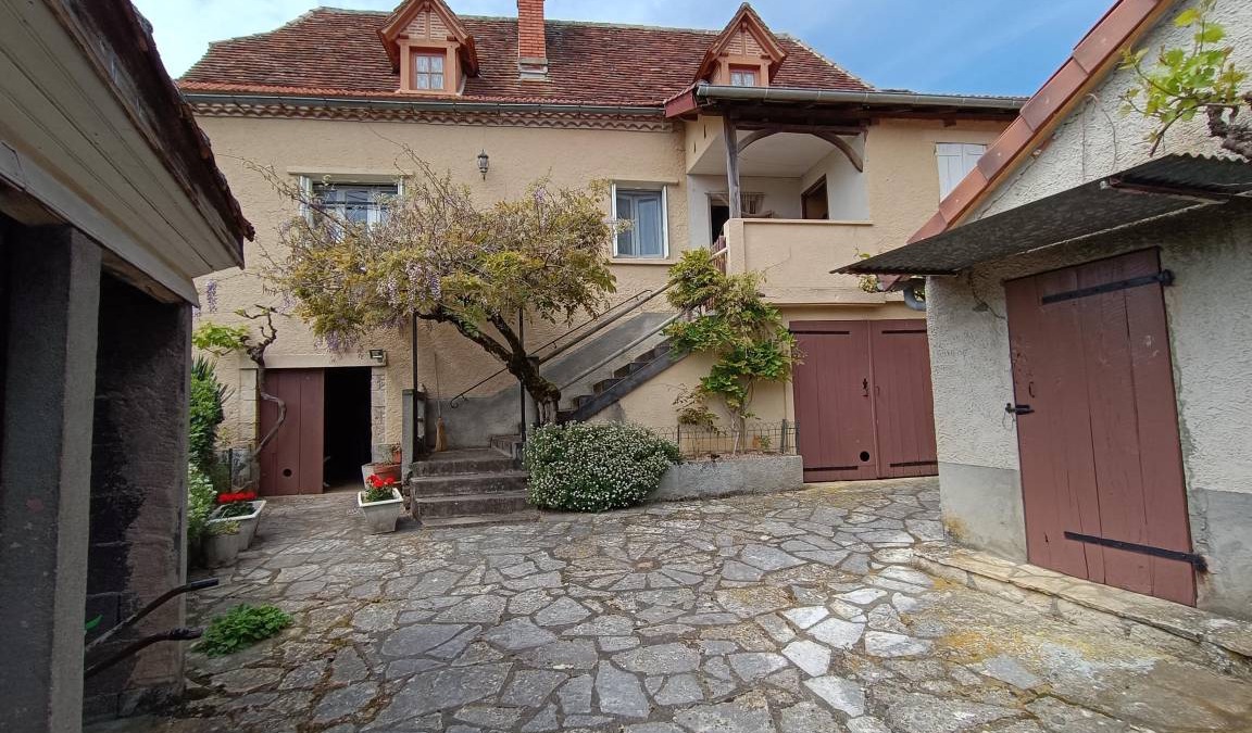 Lissac-et-Mouret House | 76 m² House ∙ 2 bedrooms ∙ 4 guests
