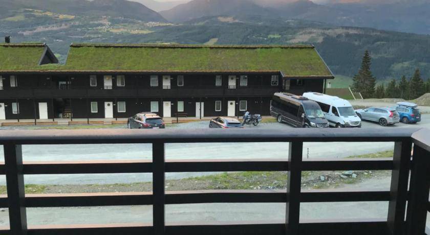 Skulestad House | 76 m² House ∙ 3 bedrooms ∙ 13 guests