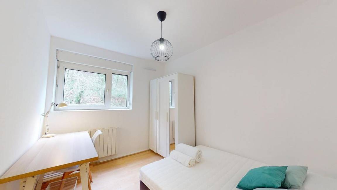 9th Arrondissement Resort | 77 m² Private room ∙ 1 bedroom ∙ 1 guest