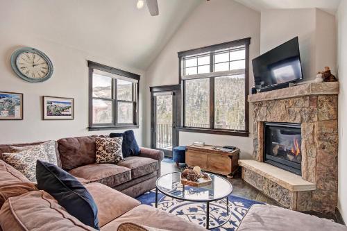 Keystone House | 78 Alders Townhouse with Heated Garage