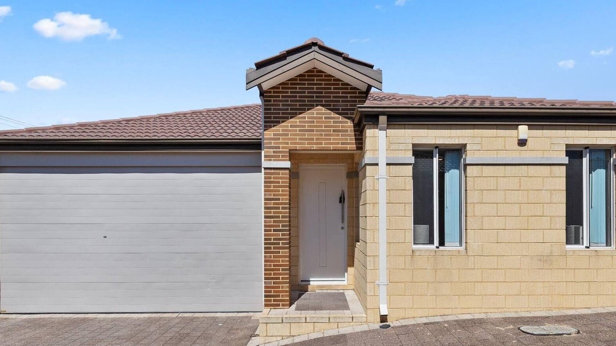 Balga Villa | 78 Modern Comforts Quiet Charm 3BR 2BA + Parking