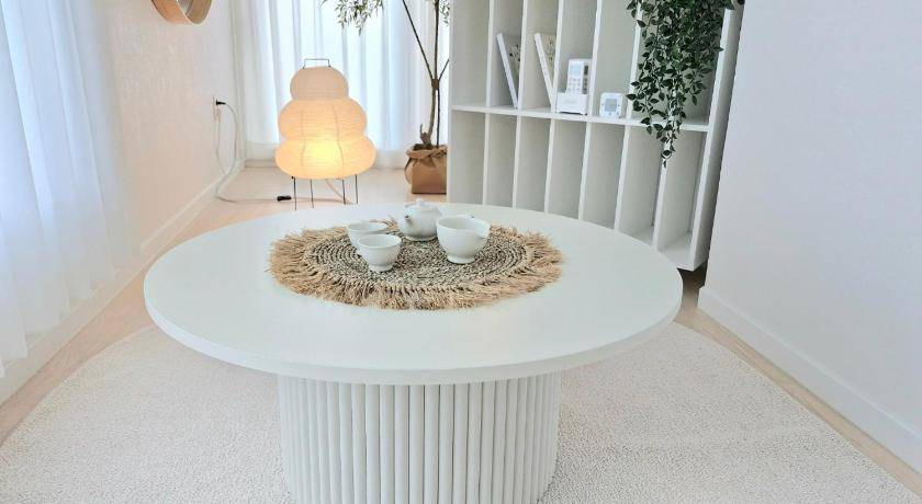 Cheonho-dong Apartment | 79 m² Apartment ∙ 2 bedrooms ∙ 6 guests