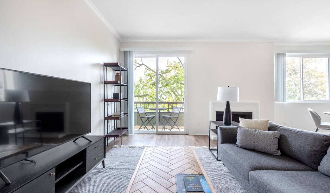 Beverly Grove Apartment | 79 m² Apartment ∙ 1 bedroom ∙ 2 guests