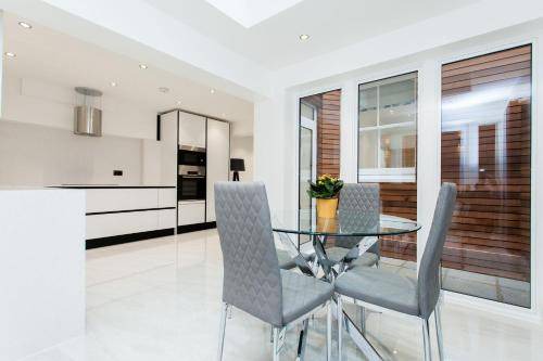 Warwick Apartment | 79 m² Apartment ∙ 2 bedrooms ∙ 4 guests