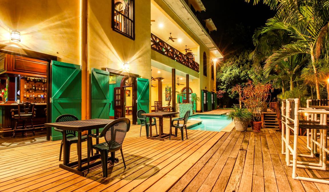 Bullet Tree Falls House | 79 m² House ∙ 2 bedrooms ∙ 6 guests